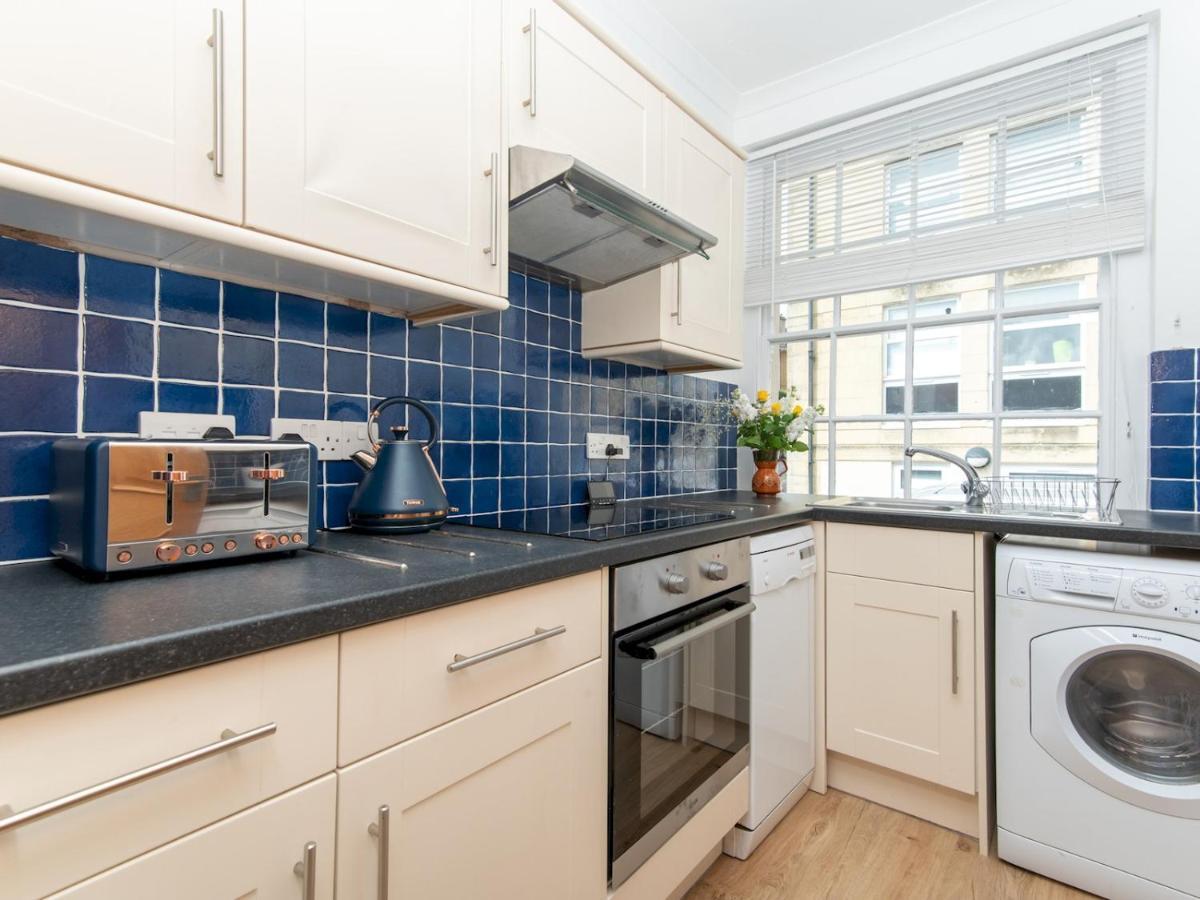 Pass The Keys Stylish 2 Bed Central Bath Apartment With Parking Buitenkant foto